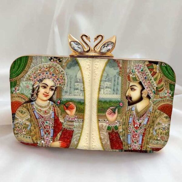 King-Queen-Printed-Clutch-Bag-1