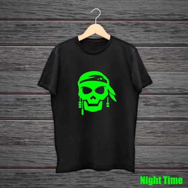 Pirates-Skull-Glow-In-The-Dark-Radium-Tshirt